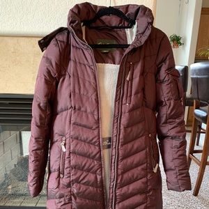 LAST CHANCE! Eddie Bauer down coat women’s medium